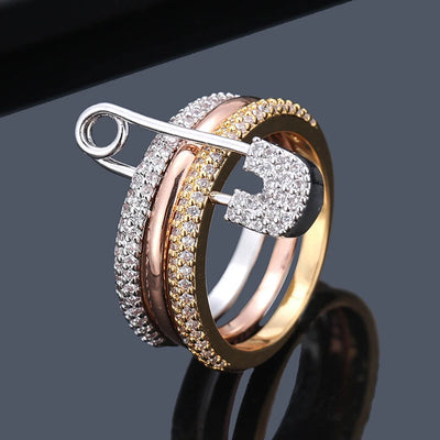 TWINKLE PIN RING